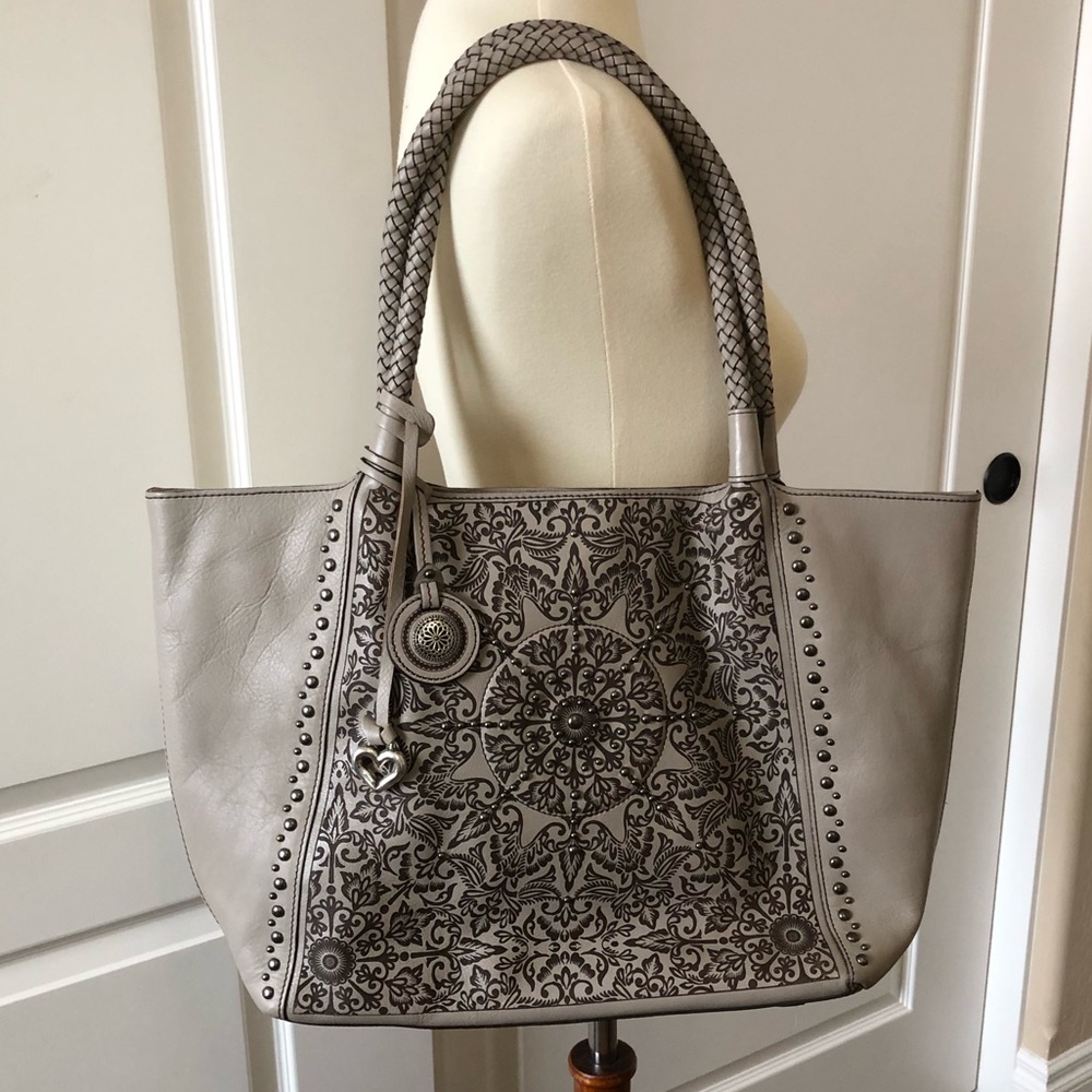 Tote